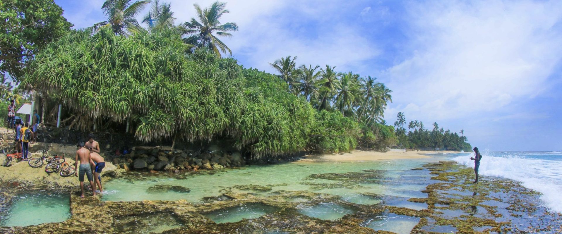 talpe-beach-villa-natural-beach-pools-srilanka